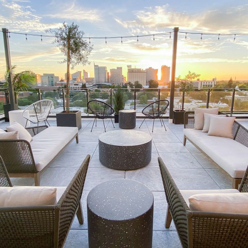 19J Rooftop Deck Rooftop Deck with a view of the downtown skyline